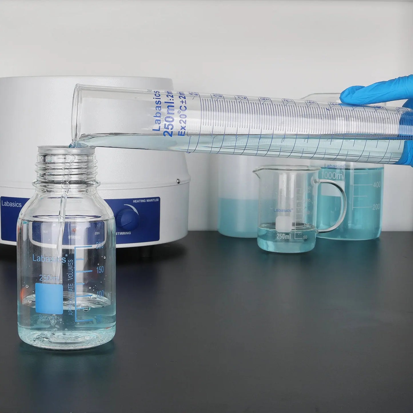 Measuring Cylinder, 10-1000 mL Labasics