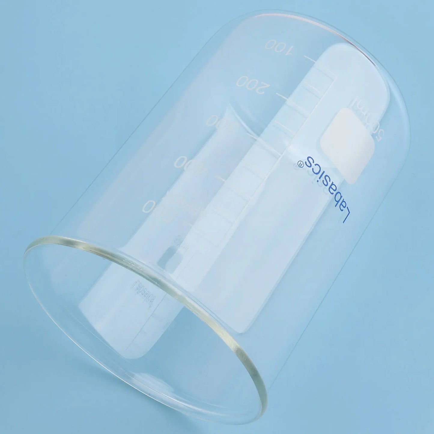 Beaker mouth detail, spoutless borosilicate glass with smooth edge