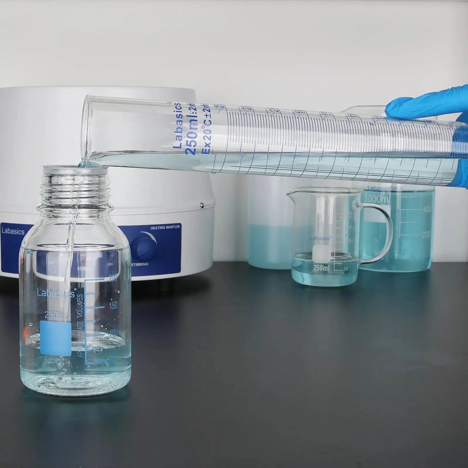 Measuring Cylinder, 10-1000 mL Labasics