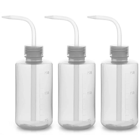 Plastic Wash Bottles, 250-1000 mL Labasics