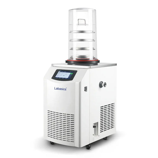 Vertical freeze dryer with Standard Type configuration and 4 kg water capacity